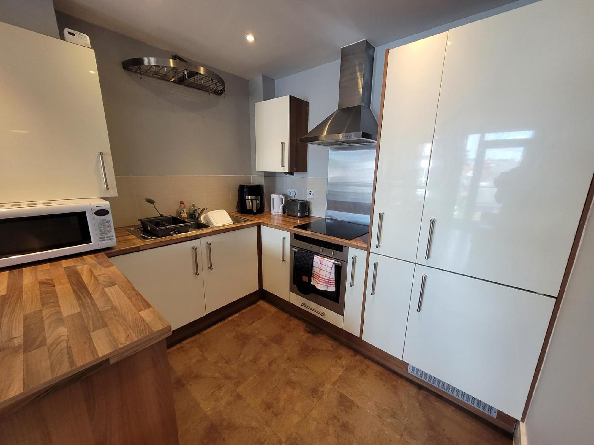 Lesley Court- A Lovely Spacious 2 Bedroom Apartment By Catchpole Stays Chelmsford Exterior foto